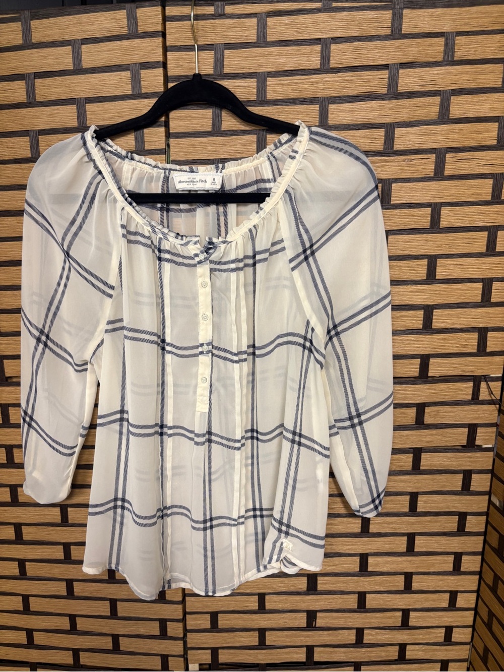 Abercrombie & fitch white and blue plaid sheer top size medium